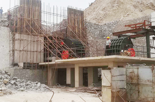 �ӱ���ɳ�ծa(ch��n)8000��ʯ�����a(ch��n)��