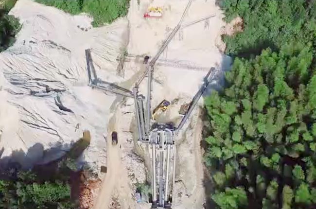 湖南瀏陽鑫磊建材時產(chǎn)300噸碎石生產(chǎn)線