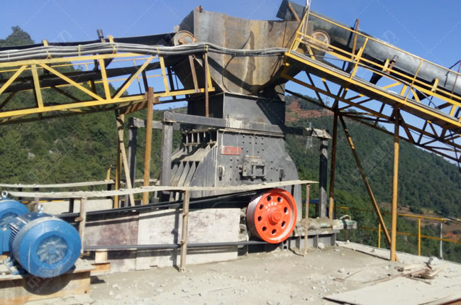 西昌市硬巖破使用現(xiàn)場(chǎng)