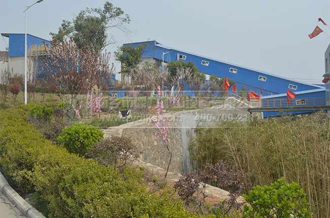 河南孟電水泥集團(tuán)時(shí)產(chǎn)2500噸骨料破碎生產(chǎn)線 河南孟電水泥集團(tuán)時(shí)產(chǎn)2500噸骨料破碎生產(chǎn)線