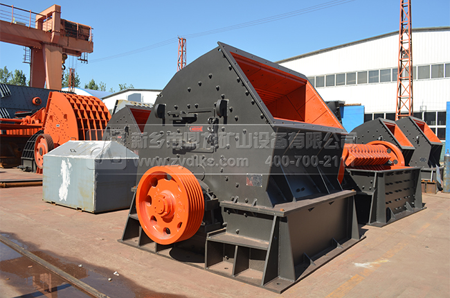 礦石破碎機(jī)/錘式破碎機(jī)