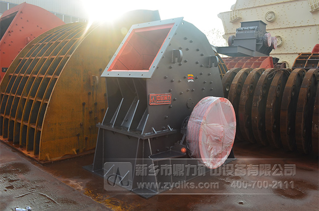 錘式破碎機(jī) 錘式破碎機(jī)