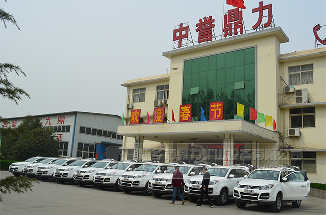 制砂機(jī)設(shè)備生產(chǎn)廠家/中譽(yù)鼎力 制砂機(jī)設(shè)備生產(chǎn)廠家/中譽(yù)鼎力