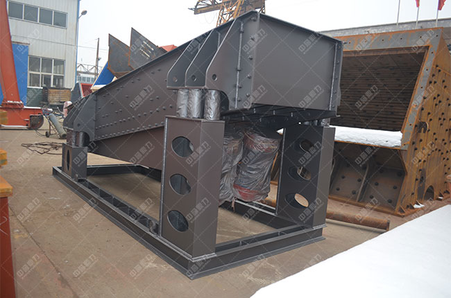 臥式重型錘式破碎機 臥式重型錘式破碎機