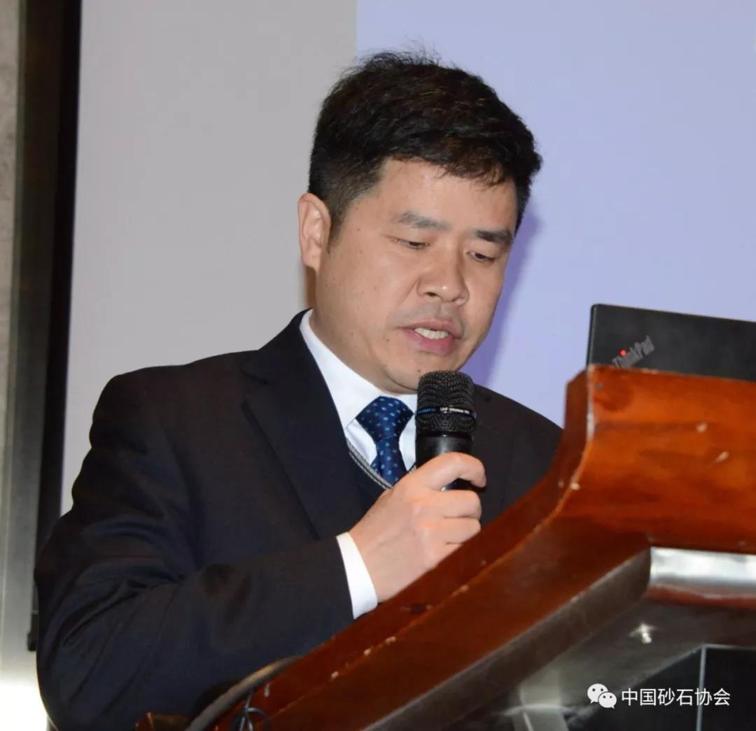 �F���F·Ͷ�Y����؟(z��)�ι�˾�hίί�T��������(j��ng)�� �Y��