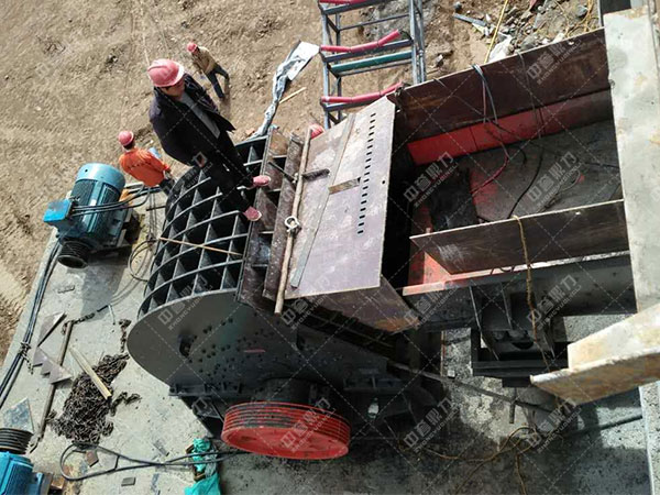 錘式破碎機(jī)