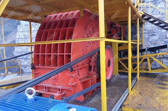 �F���F�(y��ng)һ���r(sh��)�a(ch��n)1200��ɰʯ�������a(ch��n)���F(xi��n)��(ch��ng)����չʾ3