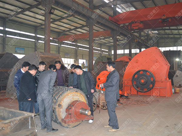 破石機(jī)廠家