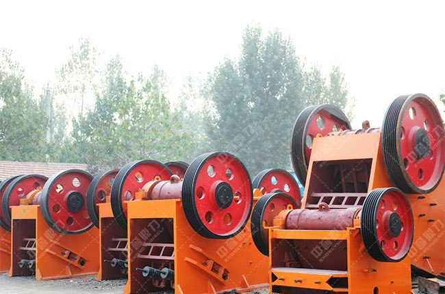 礦山破碎機(jī)69機(jī)