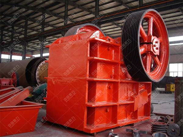 顎式粗碎破碎機(jī)
