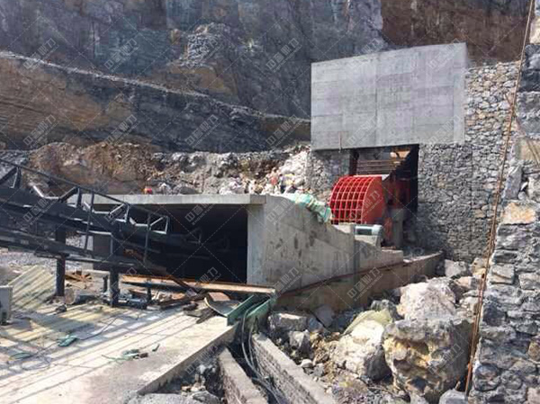 新疆時產(chǎn)200噸石料生產(chǎn)線