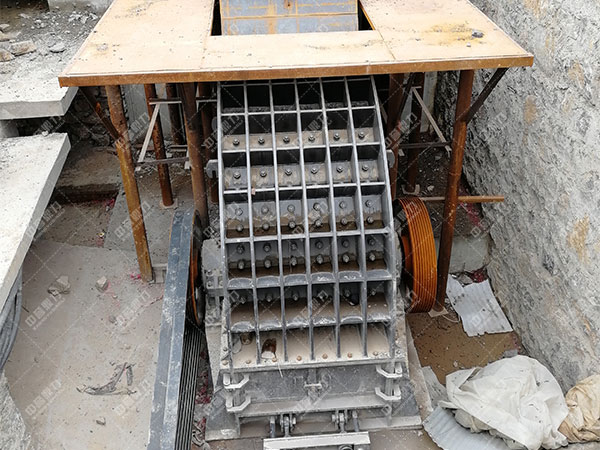 錘式碎石機(jī)