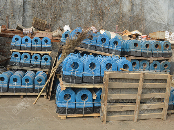 礦山破碎機配件錘頭