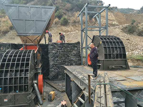 砂石骨料生產(chǎn)線中料倉(cāng)的設(shè)計(jì)