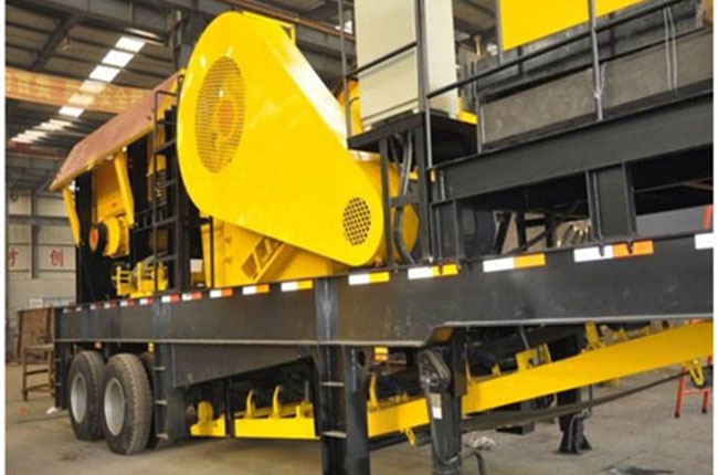 移動(dòng)煤矸石破碎機(jī)