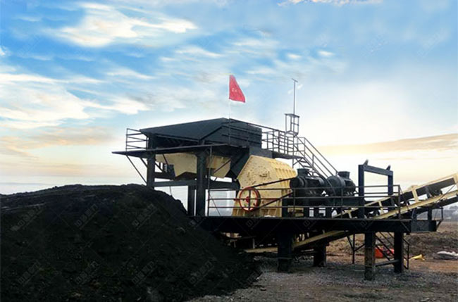 移動(dòng)箱式破碎機(jī)