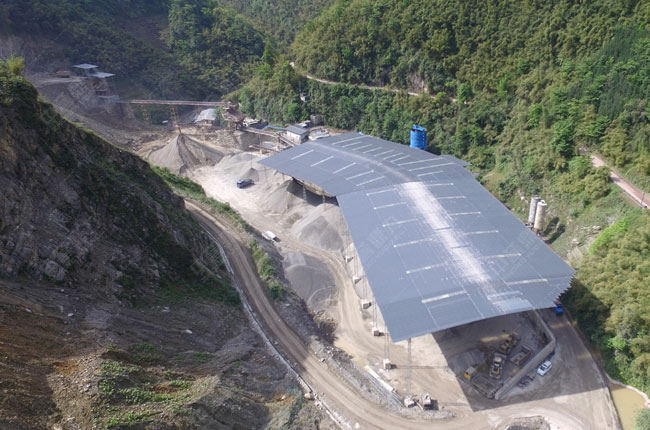 �Ĵ��崨�h�ӿڲ�ʯ���r�a(ch��n)400-500���a(ch��n)��