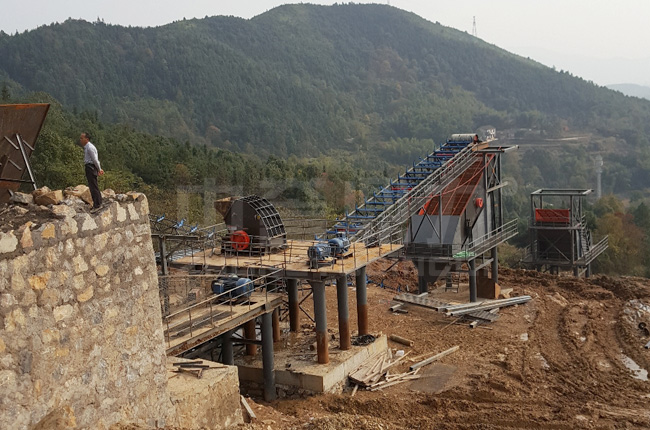 湖南醴陵華泰礦業(yè)時產(chǎn)300噸碎石生產(chǎn)線